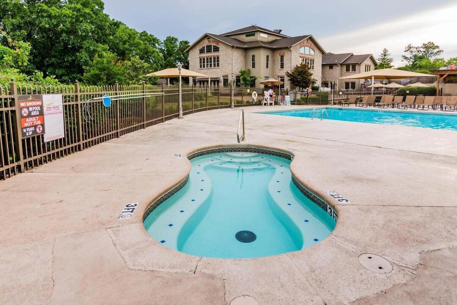 Villa Table Rock Escape At Pointe Royale Branson Exterior foto